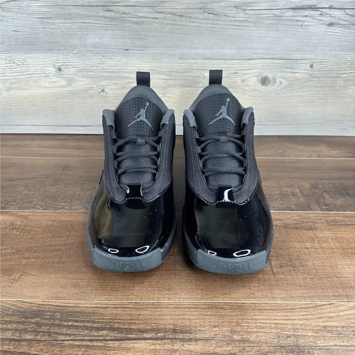 Nike shoes - Air Jordan Max Aura - Air Max Aura - FQ8298 001 - Gray 2