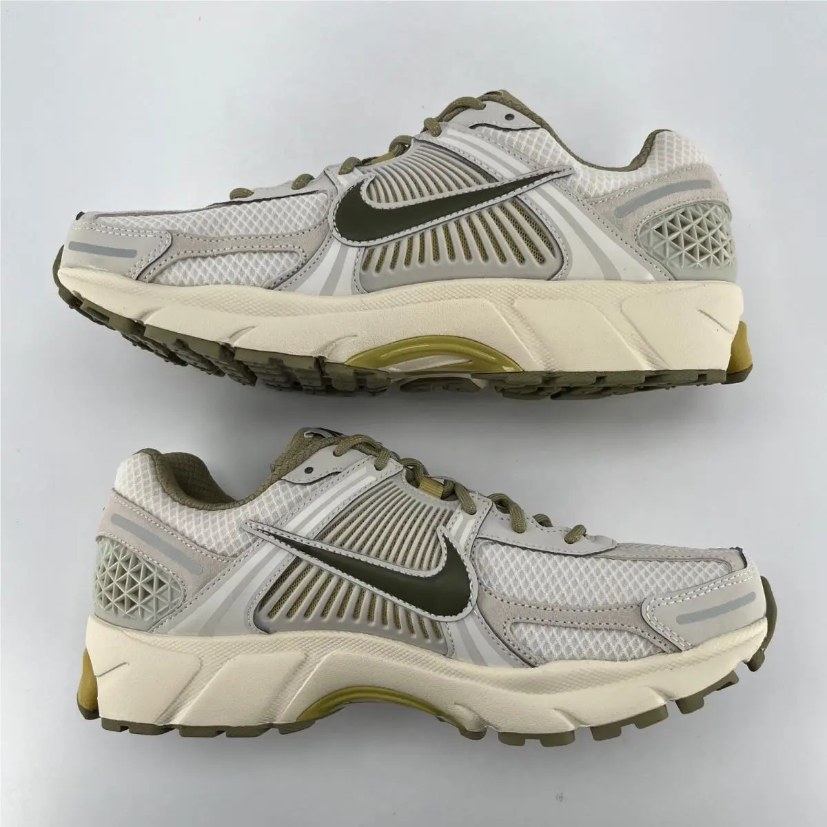 Nike shoes - Nike Zoom Vomero 5 SP - FV0397-001 - Beige 1