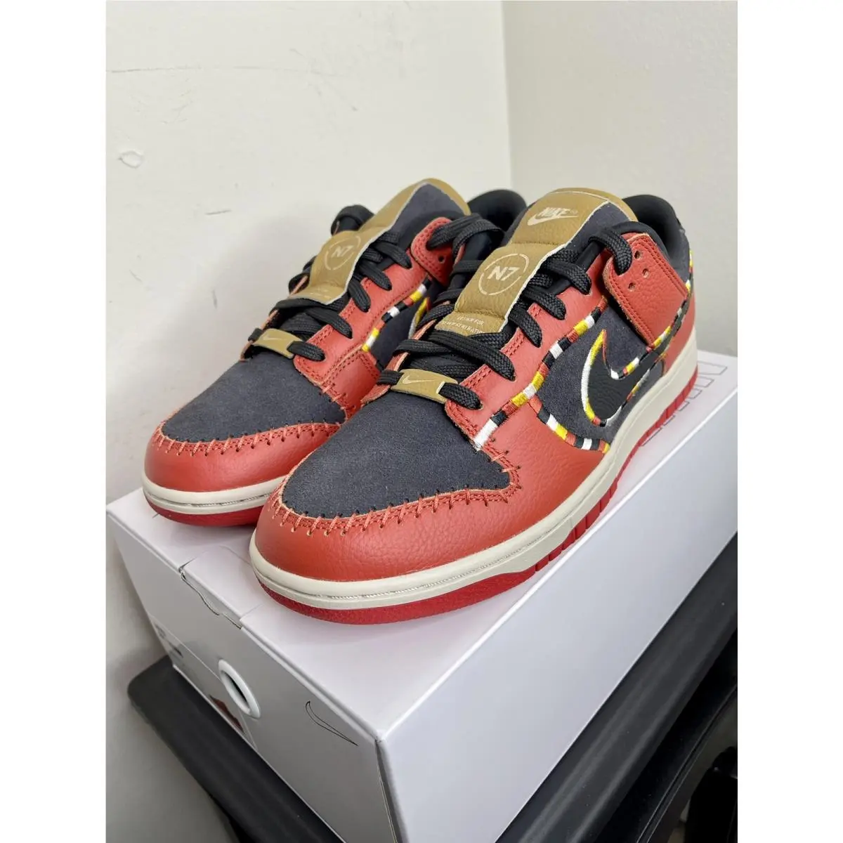 Nike Air Max Solo Size 9 Men`s Athletic Shoes Ncaa Pack - Georgia FZ4834-001