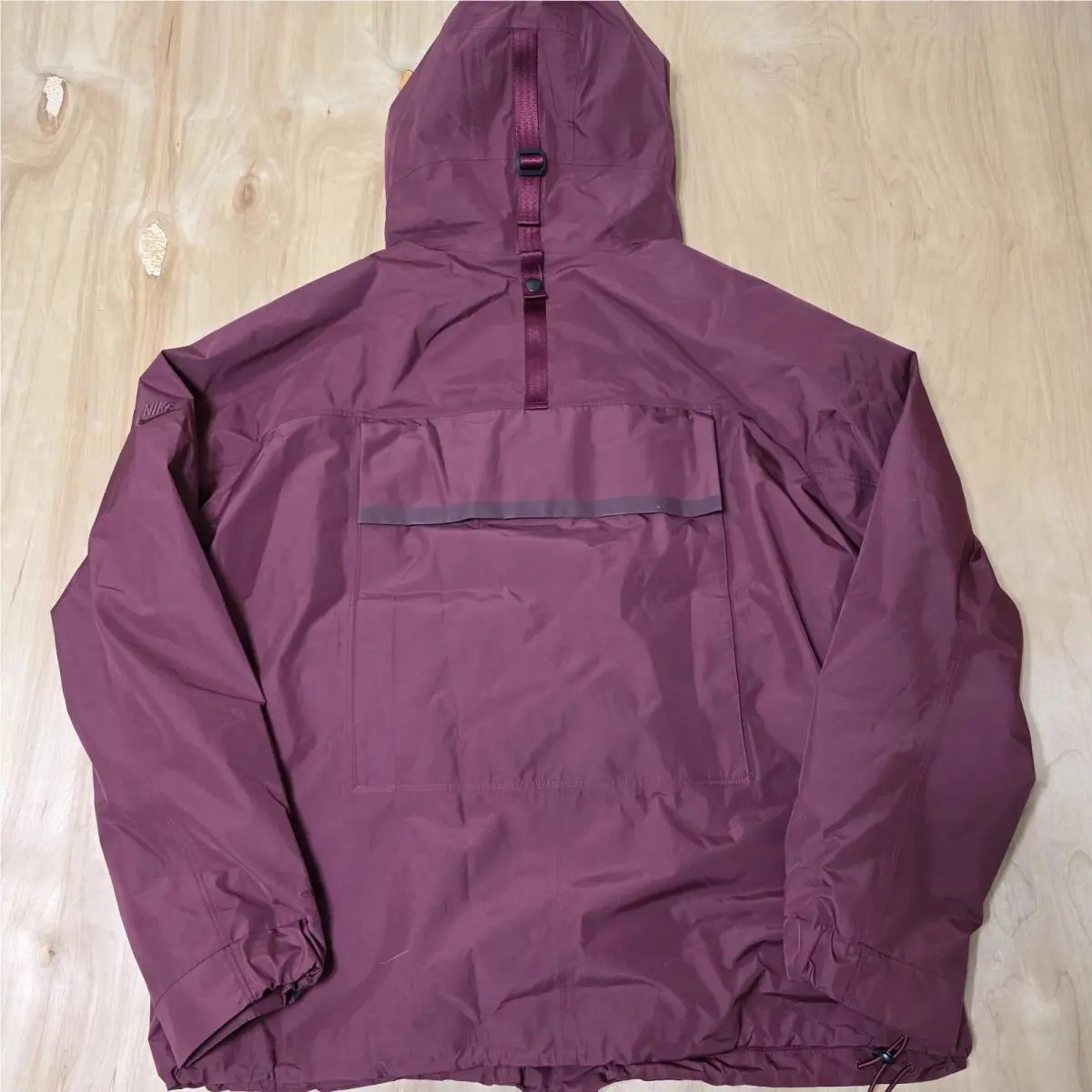 Nike clothing - Nike ACG - ACG - DQ4272-638 - Burgundy (UPC: 196150325930) 10