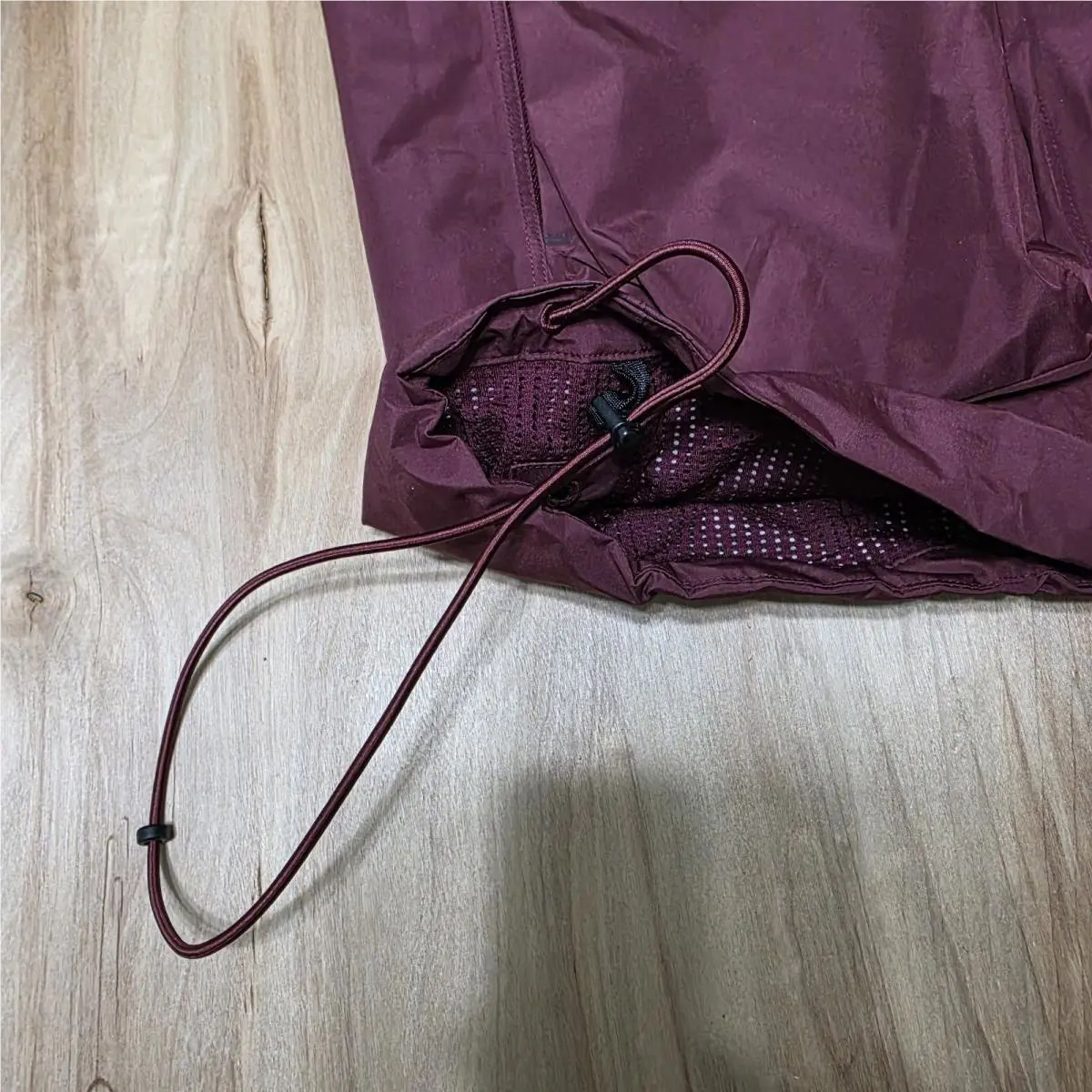 Nike clothing - Nike ACG - ACG - DQ4272-638 - Burgundy (UPC: 196150325930) 2