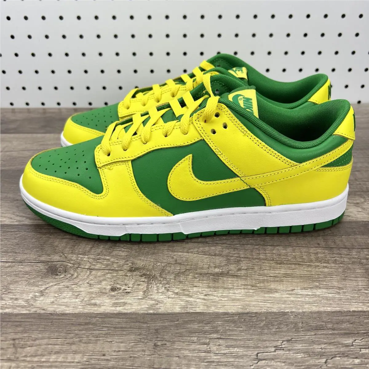 Nike shoes - Nike Dunk Retro Low - Dunk Retro Low - DV0833-300 - Green 0