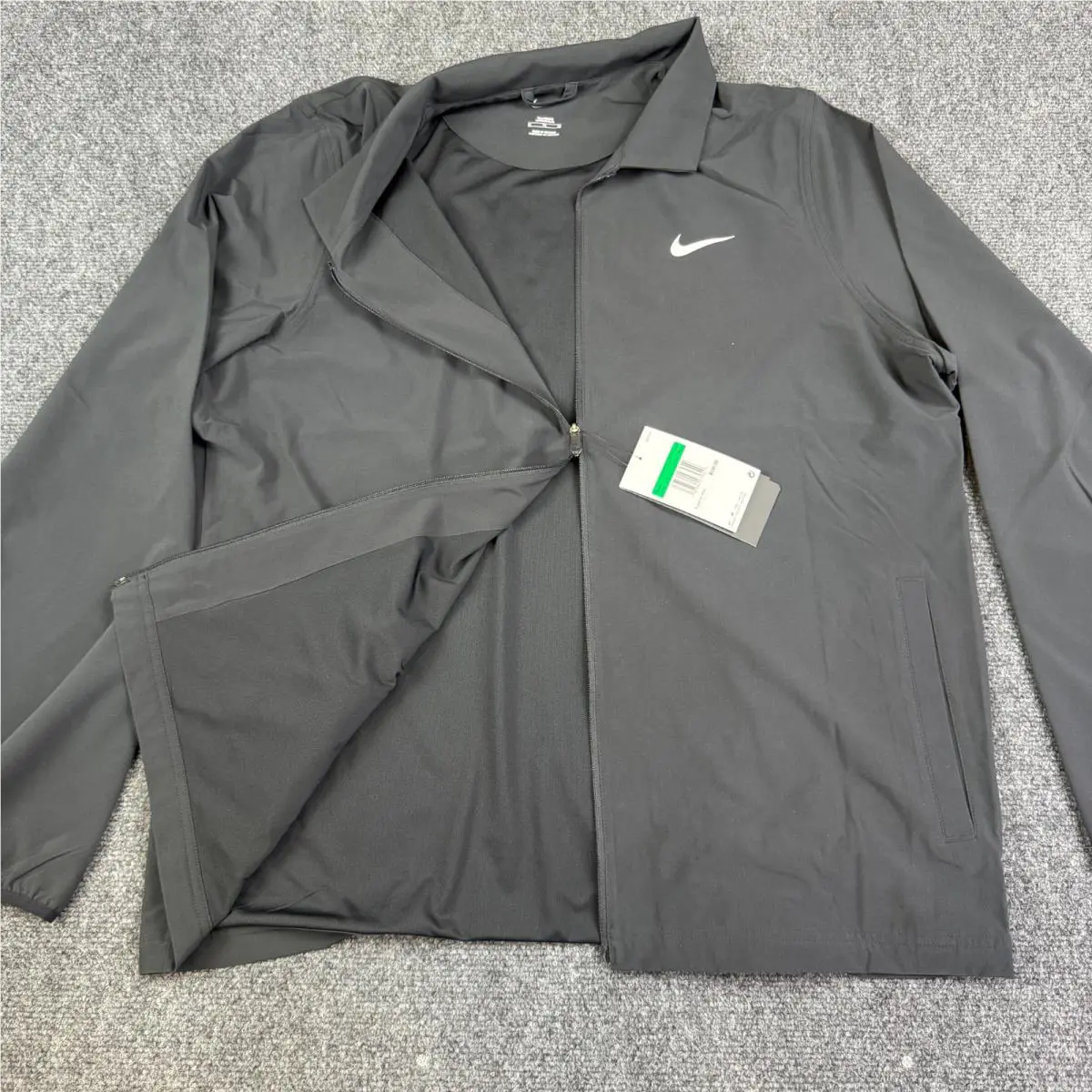 Nike clothing - Nike Tour Men`s Repel Full-Zip Golf Jacket - FQ0461-010 - Black / White 3