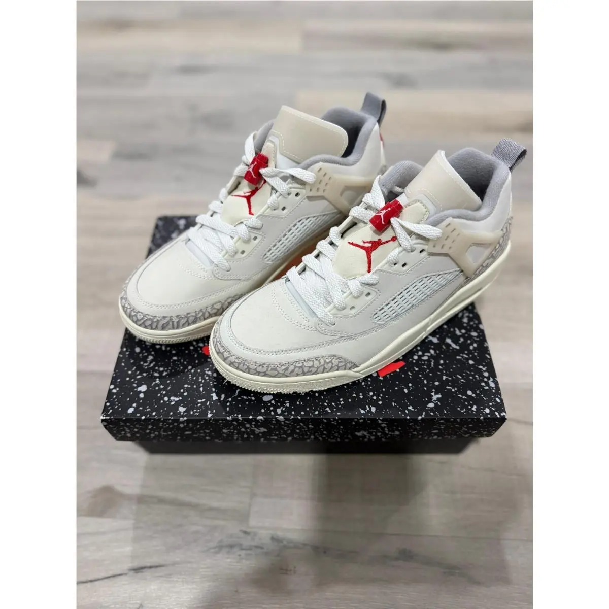 Nike Air Jordan1 Spizike Low Sail/ Red/ White/ Sandstone / Grey Size US Men 8