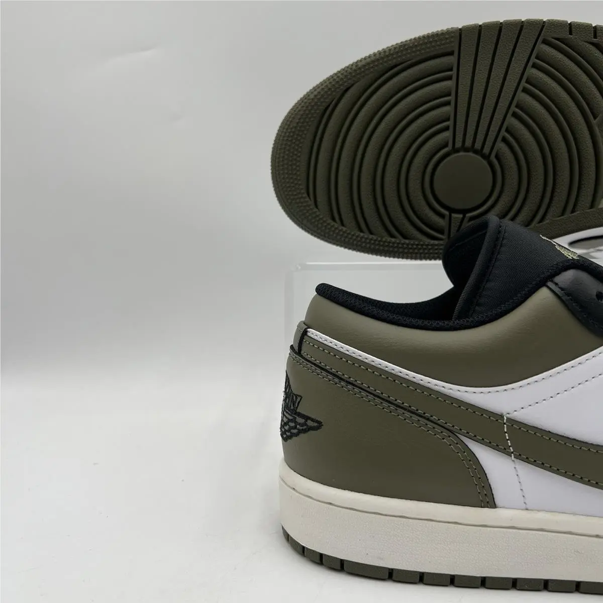 Nike shoes - Air Jordan 1 Low - Air Low - 553558 092 - White 0
