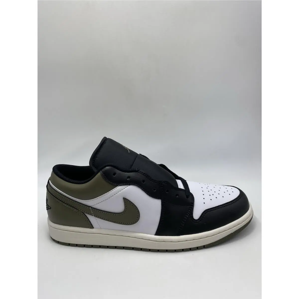 Nike shoes - Nike Air Jordan 1 - Air - 553558 092 - Black/White-Medium Olive (UPC: 197601148481) 0