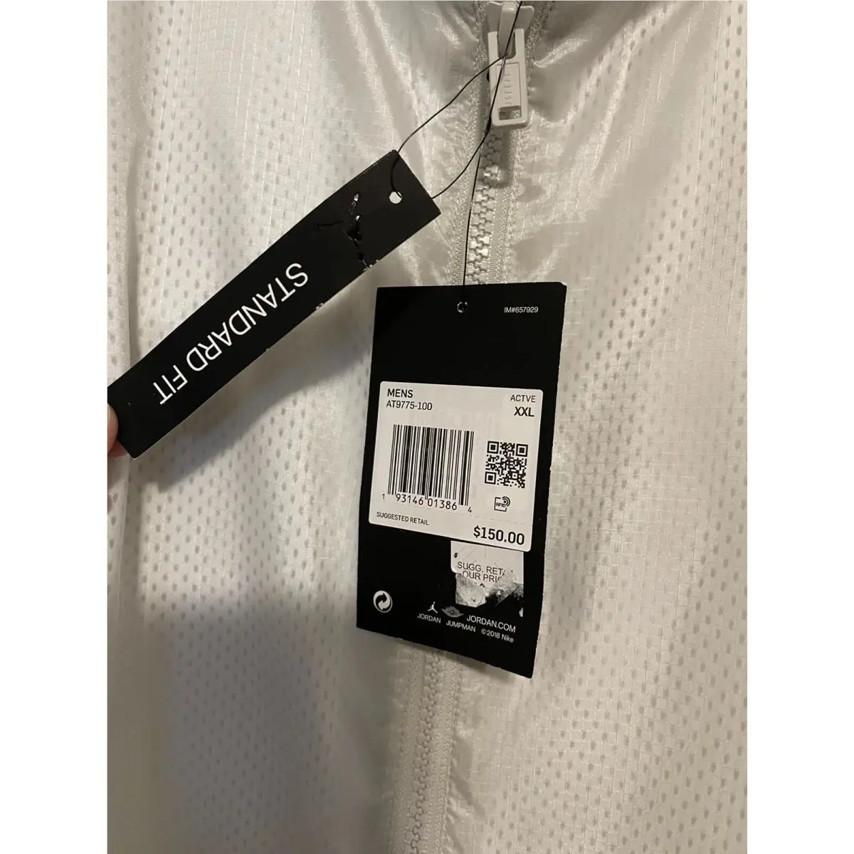 Nike clothing - 23 Engineered - Engineered - AT9775-100 - White Black (UPC: 193146013864) 6