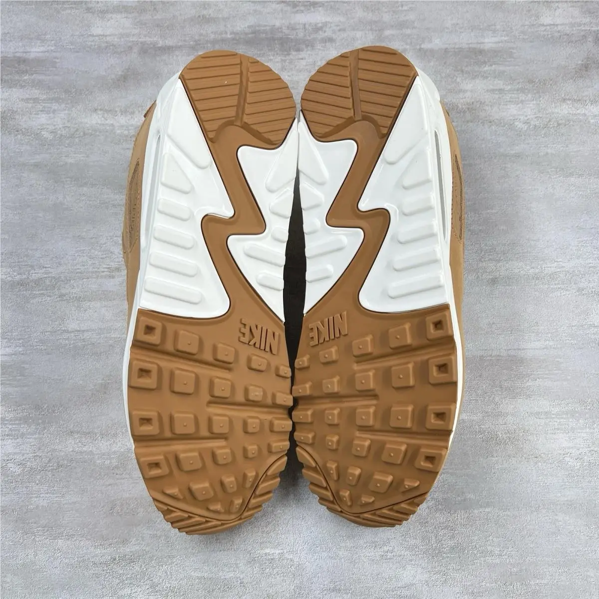 Nike shoes - Nike Air Max 90 - Air Max - HJ3153-200 - Brown 6