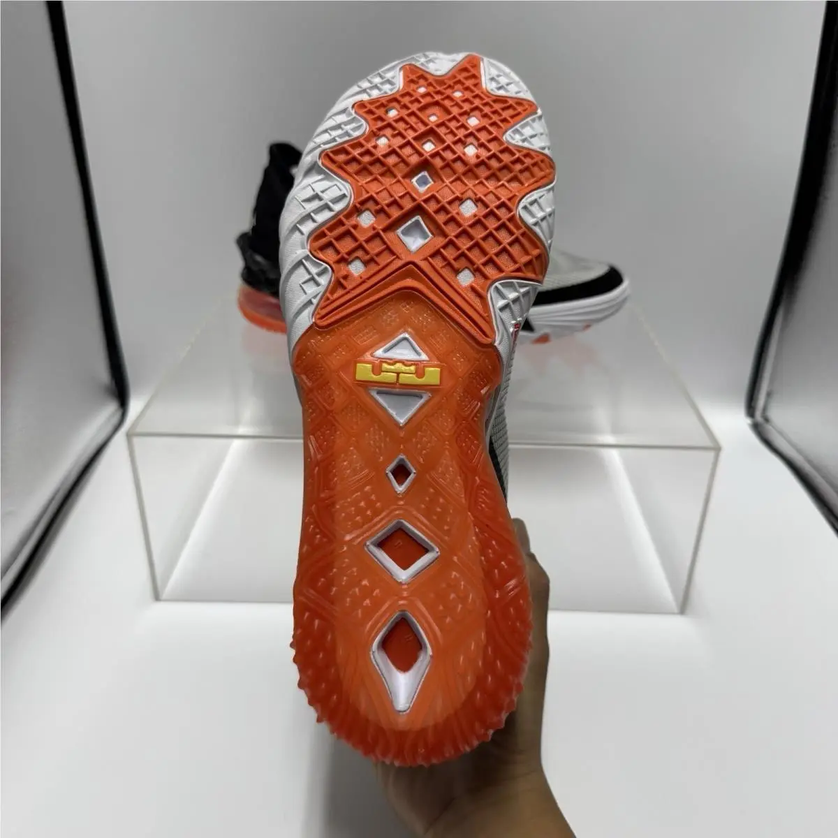 Nike shoes - Nike LeBron 18 - LeBron - CV7562-103 - Gray 5