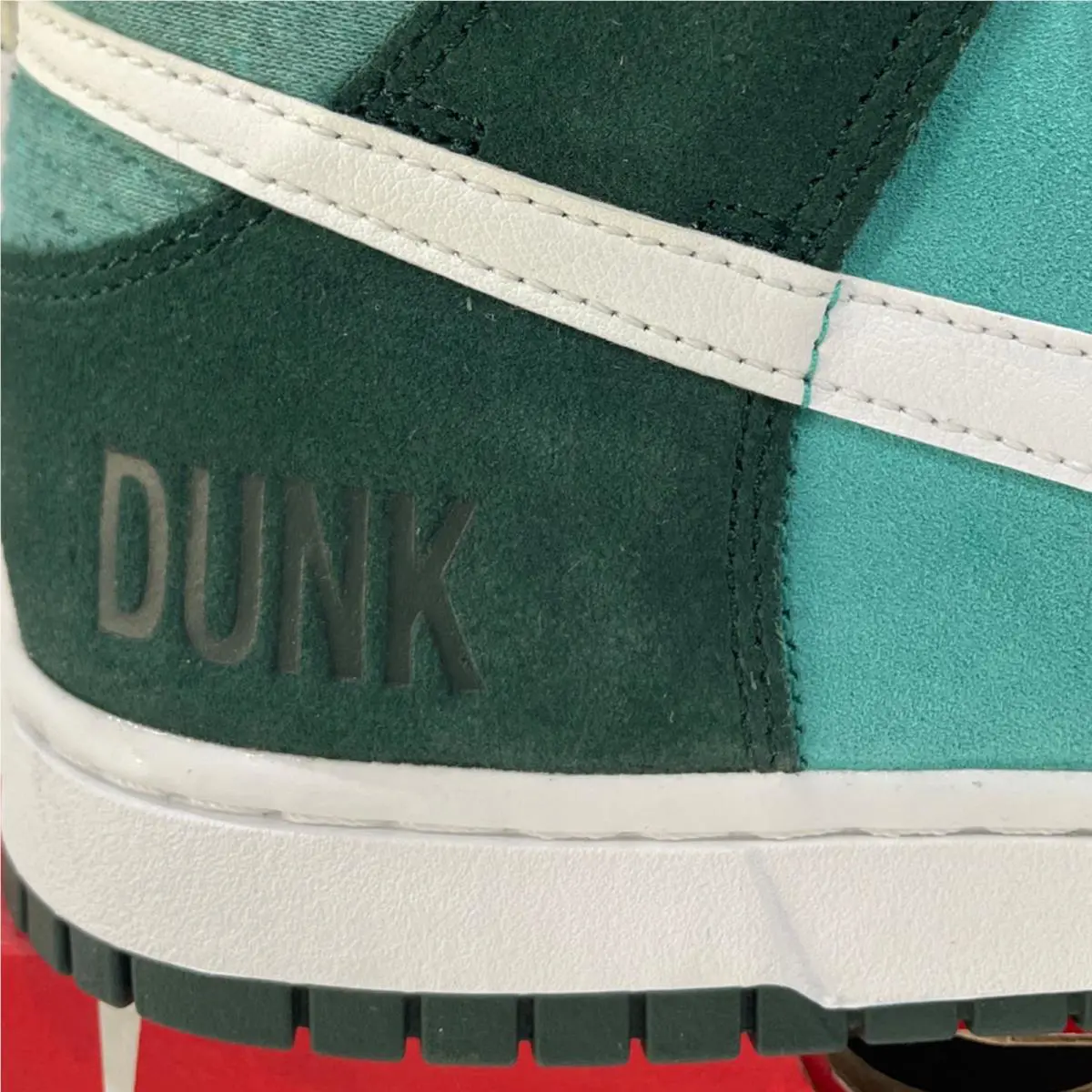Nike shoes - Nike Dunk hi Retro - Dunk Retro - DJ6152 300 - Green (UPC: 195866290945) 0