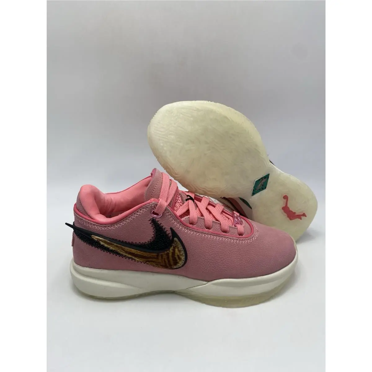 Nike Lebron XX Pink Sail Multi Color DQ3828 900 Men`s Size 3.5/Wmns Sz 5