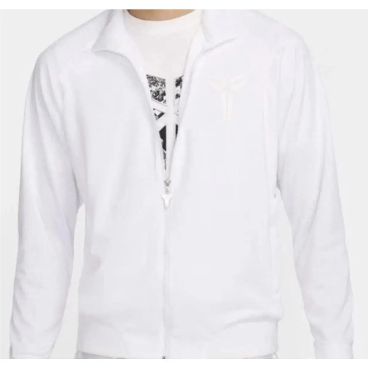 Nike clothing - Nike Kobe - Kobe - FZ0936-100 - White (UPC: 0197596650433) 2