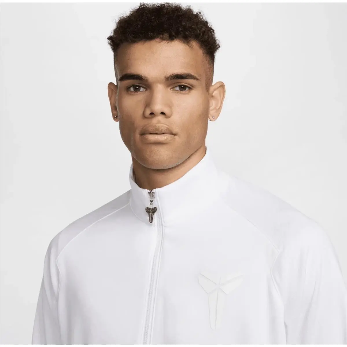Nike clothing - Nike Kobe - Kobe - FZ0936-100 - White (UPC: 0197596650433) 3