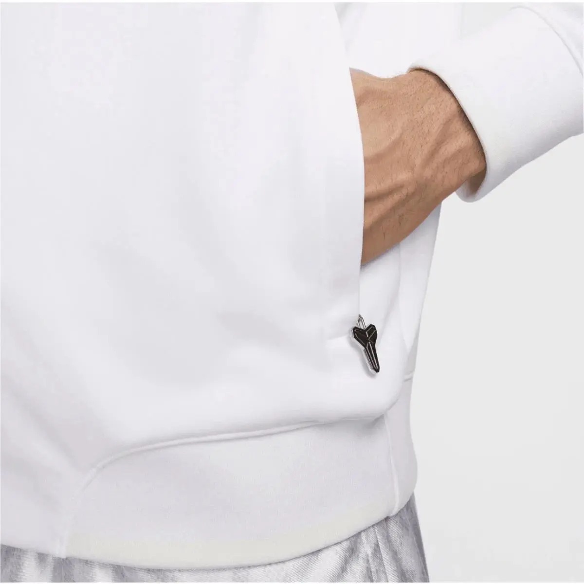 Nike clothing - Nike Kobe - Kobe - FZ0936-100 - White (UPC: 0197596650433) 5