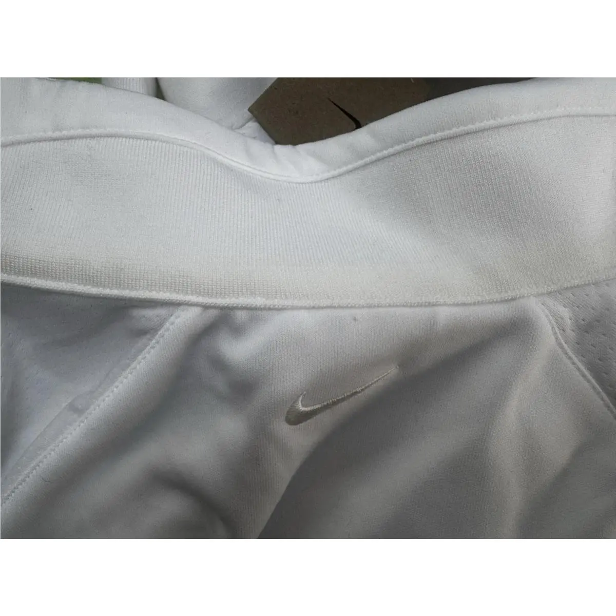 Nike clothing - Nike Kobe - Kobe - FZ0936-100 - White (UPC: 0197596650433) 8