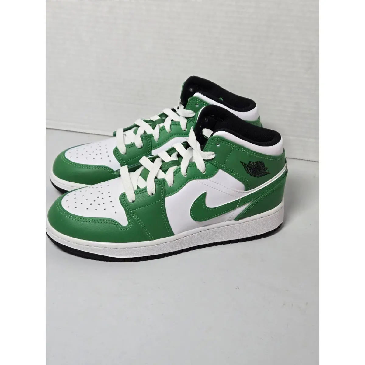 Nike shoes - Air Jordan 1 - Air - DQ8426-301 - Green 2