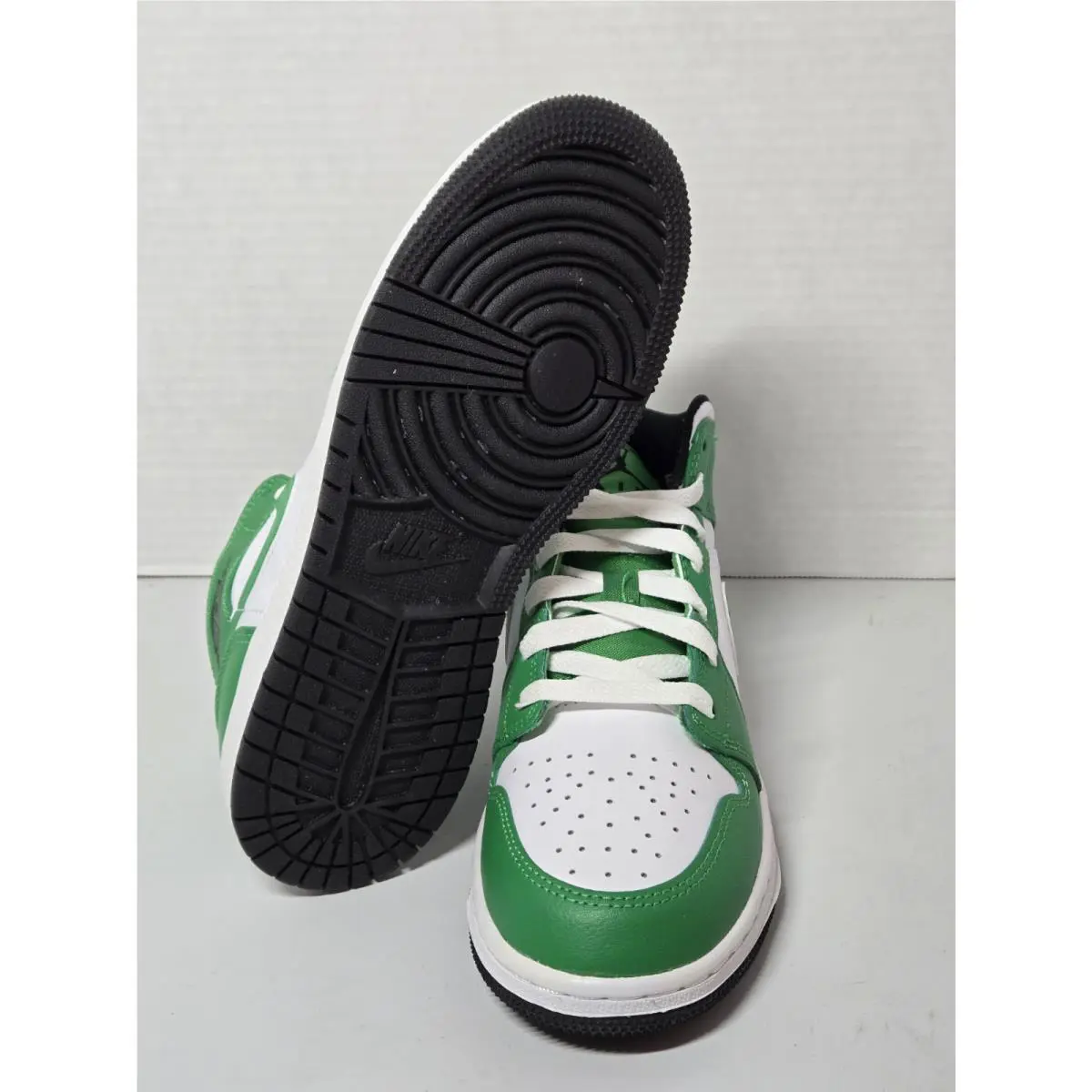 Nike shoes - Air Jordan 1 - Air - DQ8426-301 - Green 7