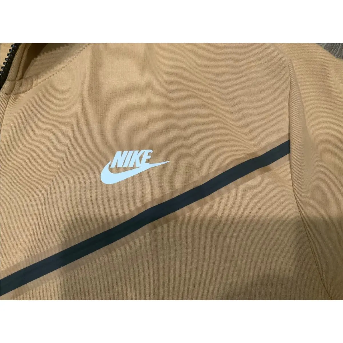 Nike clothing - CU4489722 - CU4489722 - Gold 1