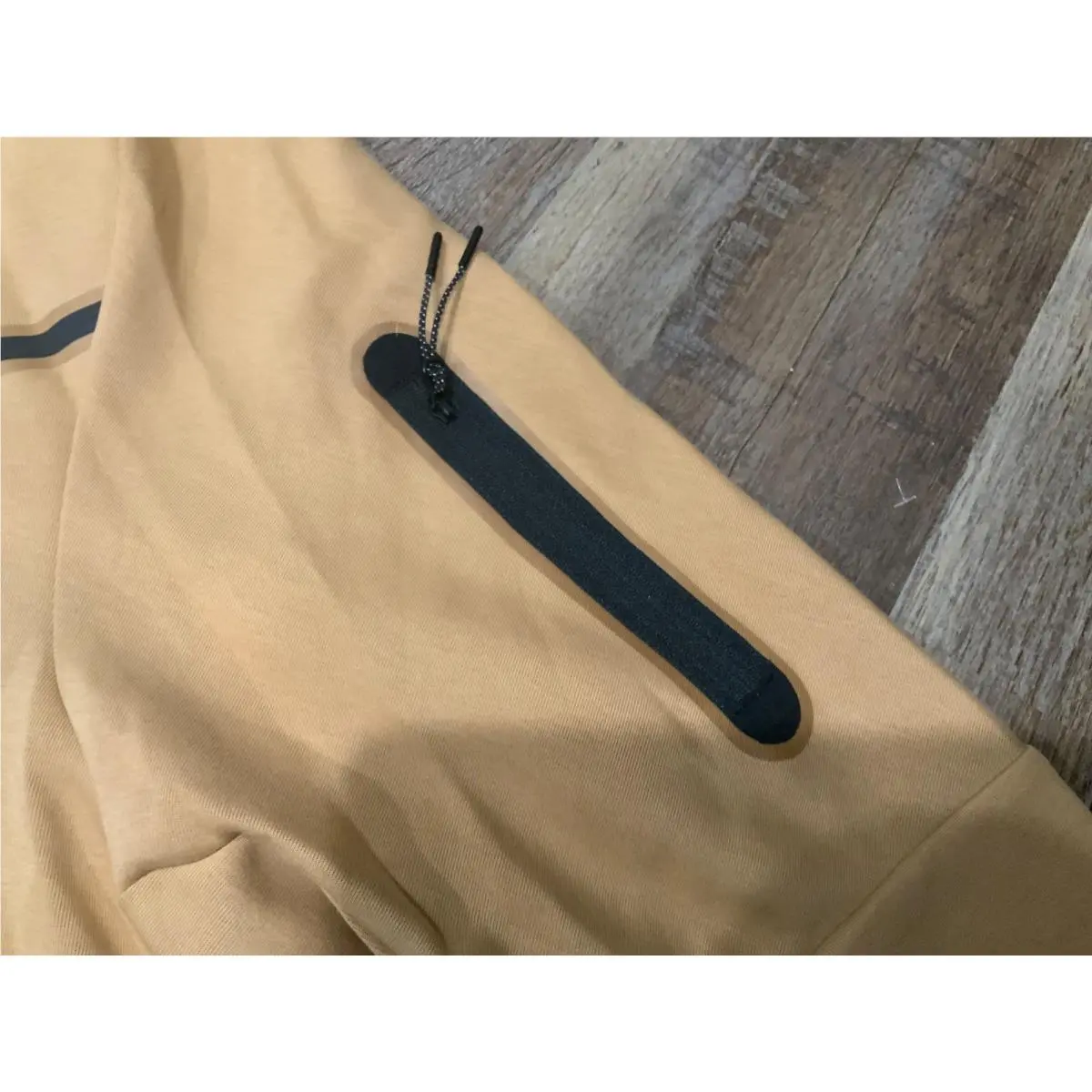 Nike clothing - CU4489722 - CU4489722 - Gold 2