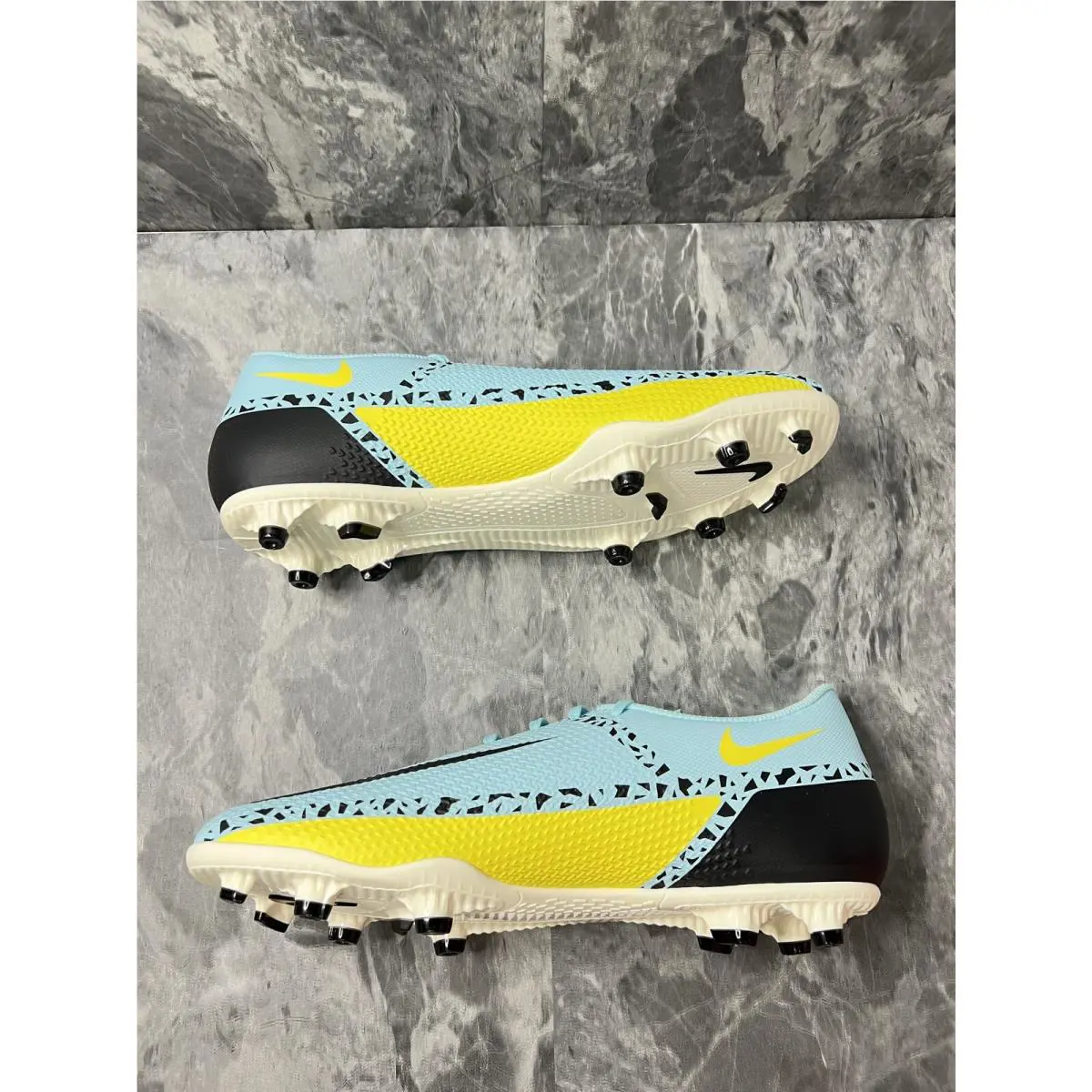Nike shoes - Nike Phantom GT - Phantom - DA5640-407 - Blue 1