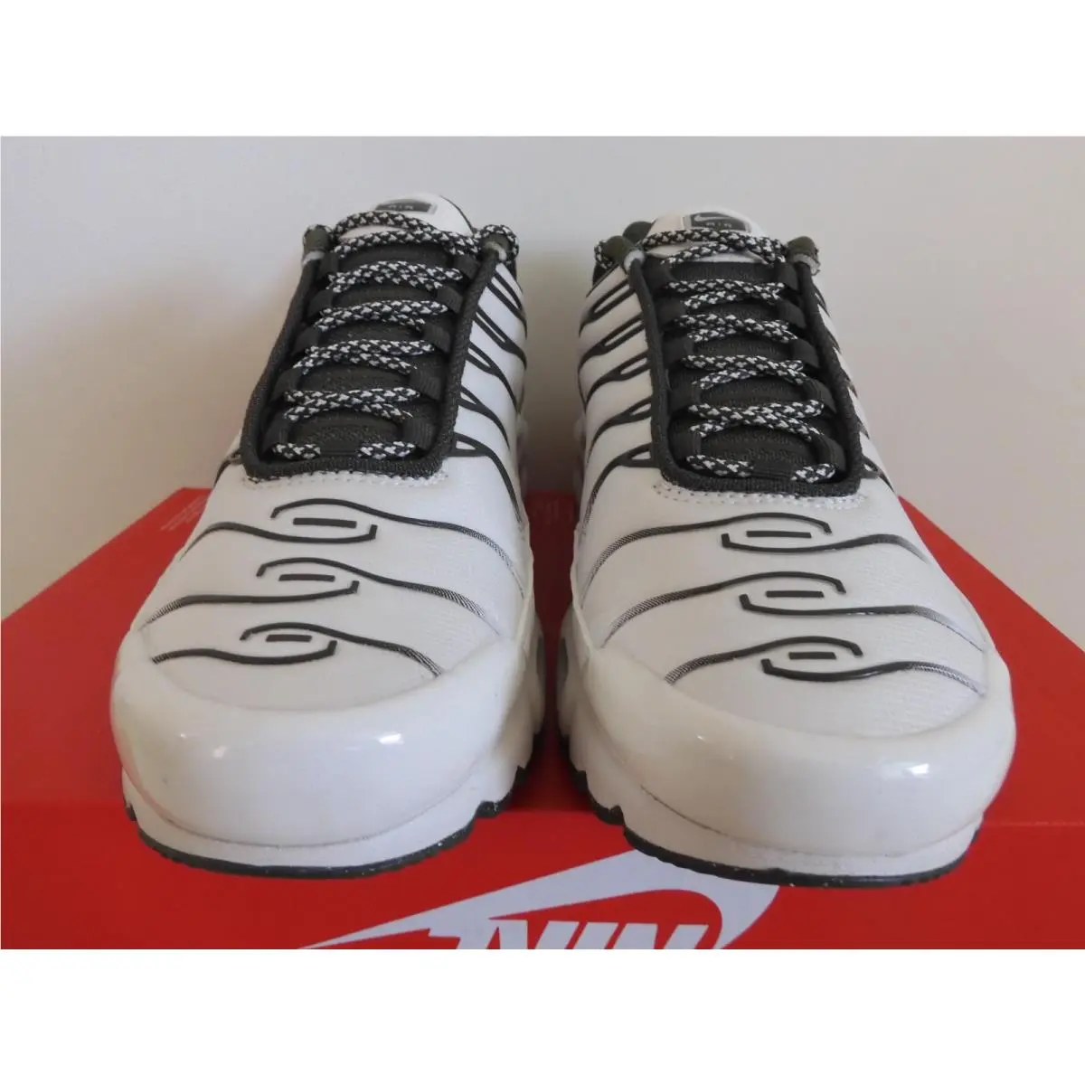 Nike shoes - Nike Air Max Plus - Air Max Plus - FB9722-001 - White (UPC: 196969070243) 1