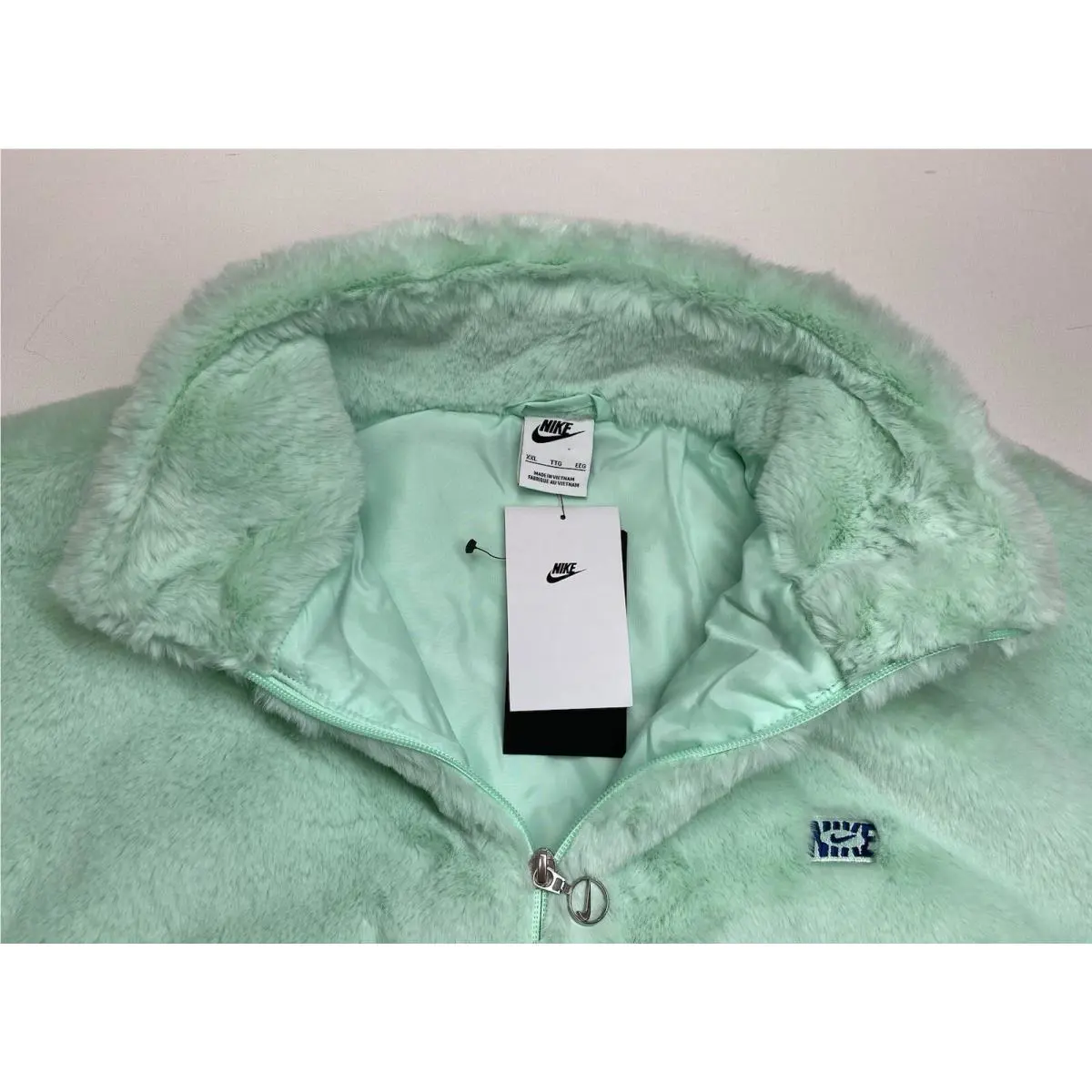 Nike clothing - Nike Icon Clash Faux Fur Jacket - DV5139-379 - Green 0