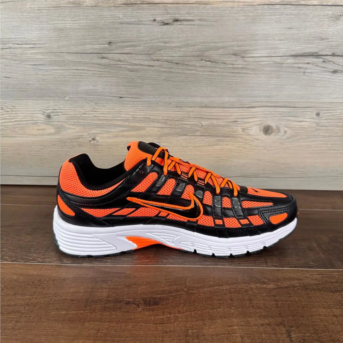 Nike shoes - Nike P-6000 - CD6404-801 - Orange, Manufacturer: Hyper Crimson/White/Metallic Silver/Black 3