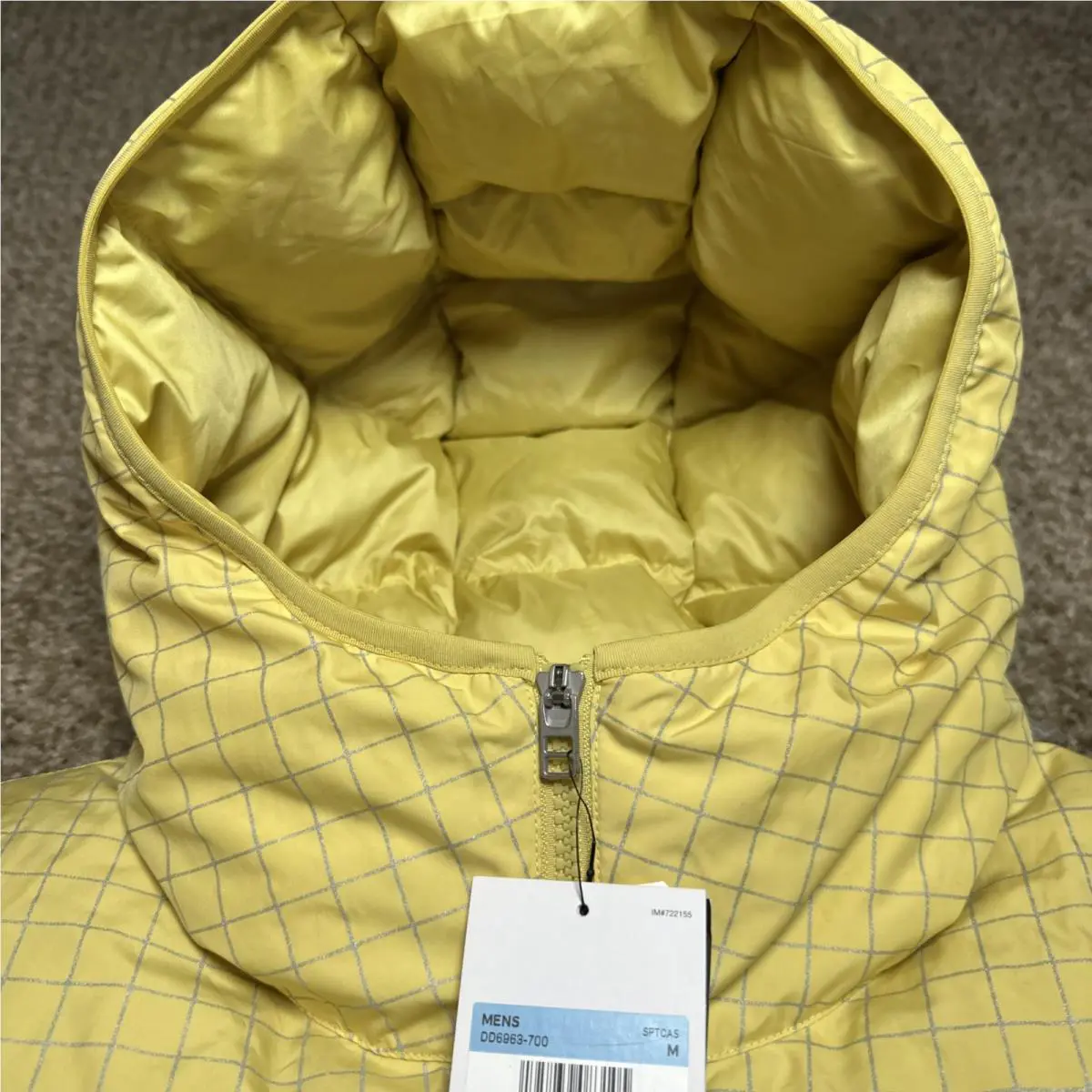 Nike clothing - Nike Sportswear Windrunner Puffer Jacket - DD6963-700 DD6963 - Yellow 4