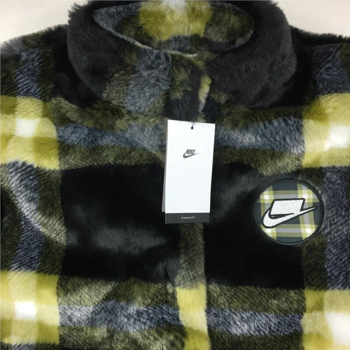 Nike clothing - Nike Sportswear - Sportswear - DD4541-010 - Black (UPC: 195242454107) 1
