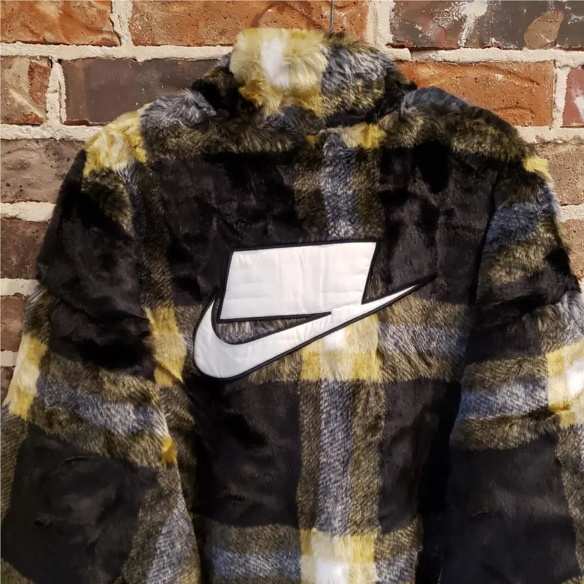 Nike clothing - Nike Sportswear - Sportswear - DD4541-010 - Black (UPC: 0195242454084) 11
