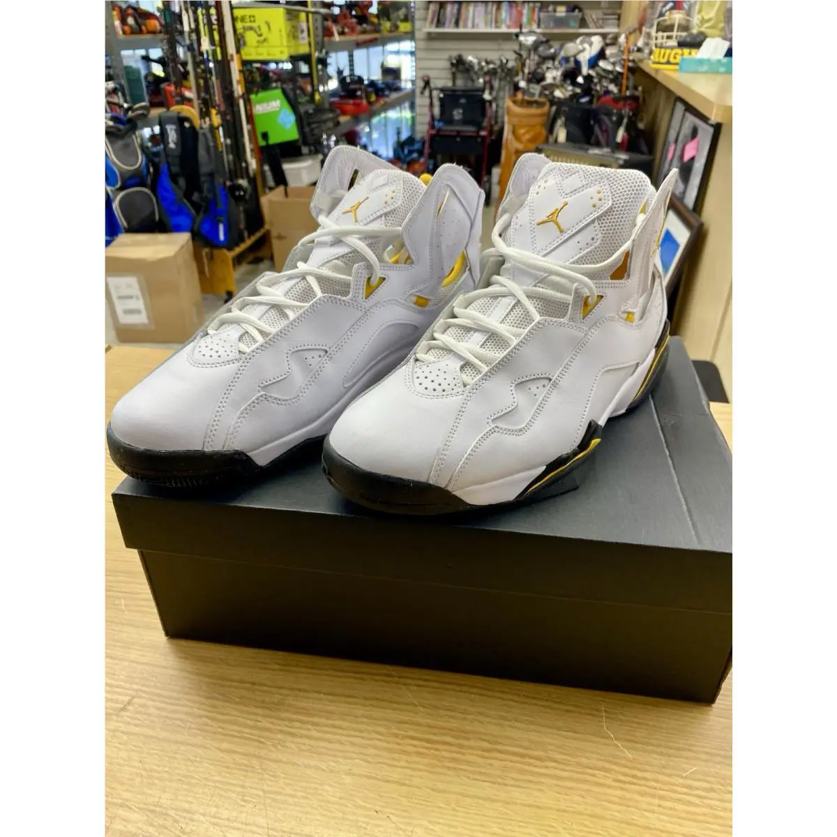 Nike shoes - Nike Air Jordan True Flight - 342964-107 - White 0