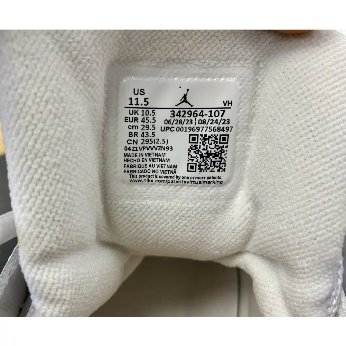 Nike shoes - Nike Air Jordan True Flight - 342964-107 - White 4