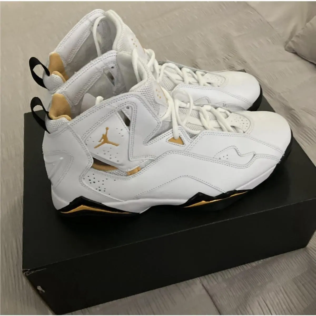 Nike shoes - Jordan True Flight - True Flight - 342964-107 - White 1