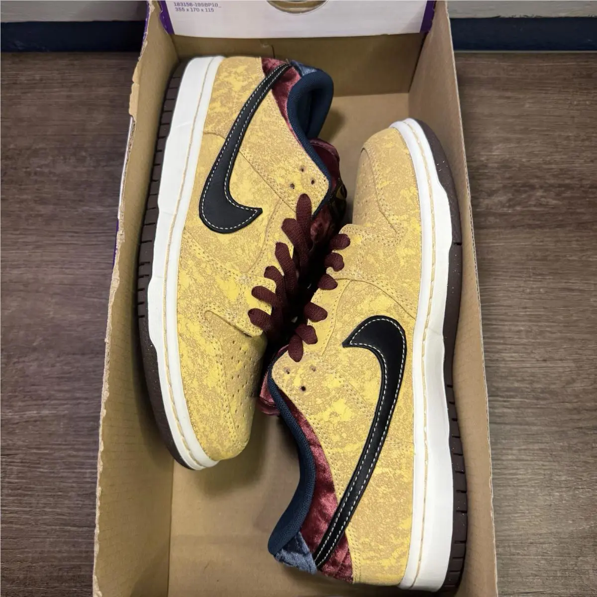 Nike shoes - Nike SB Dunk - Dunk - FZ1278-200 - Gold 1