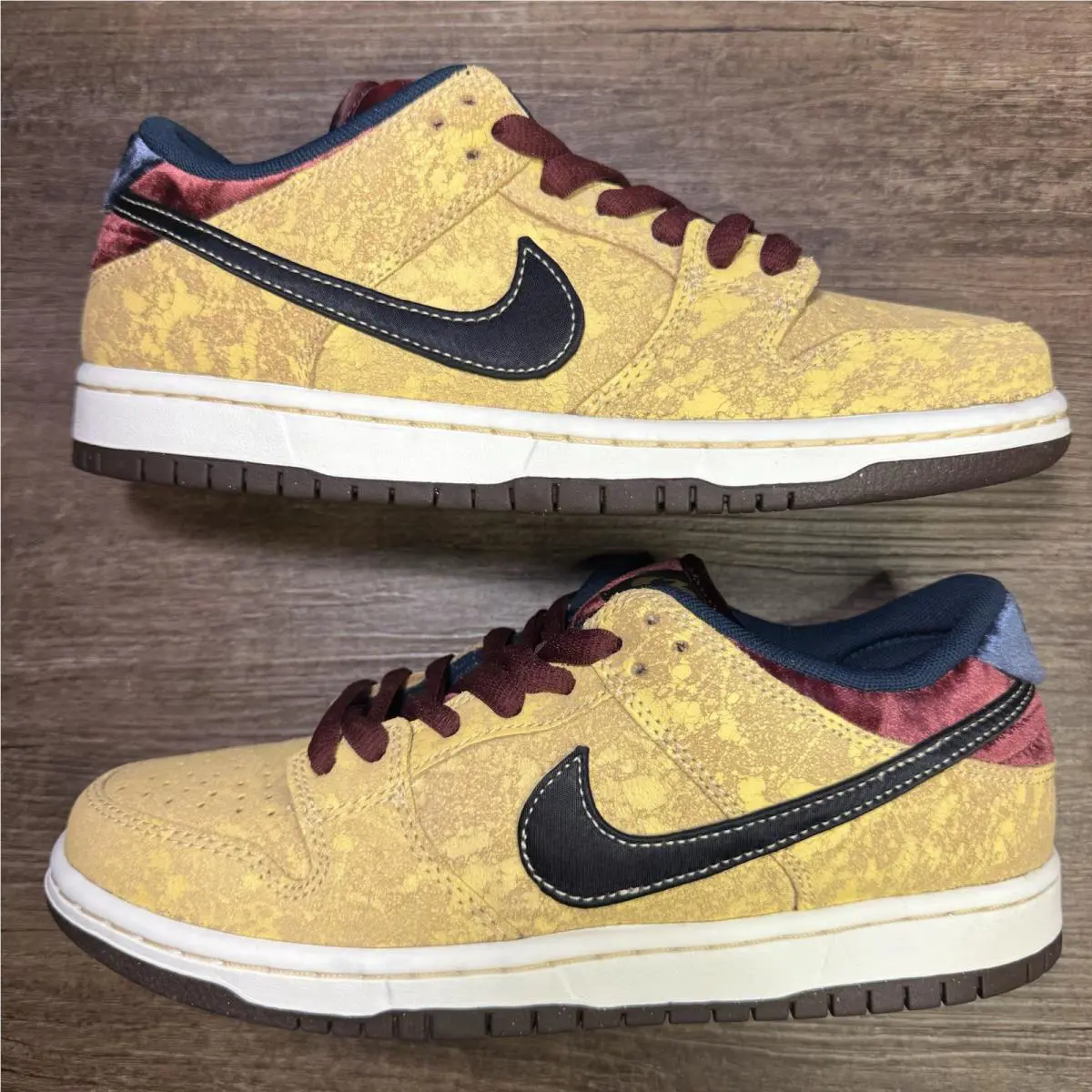 Nike shoes - Nike SB Dunk - Dunk - FZ1278-200 - Gold 2