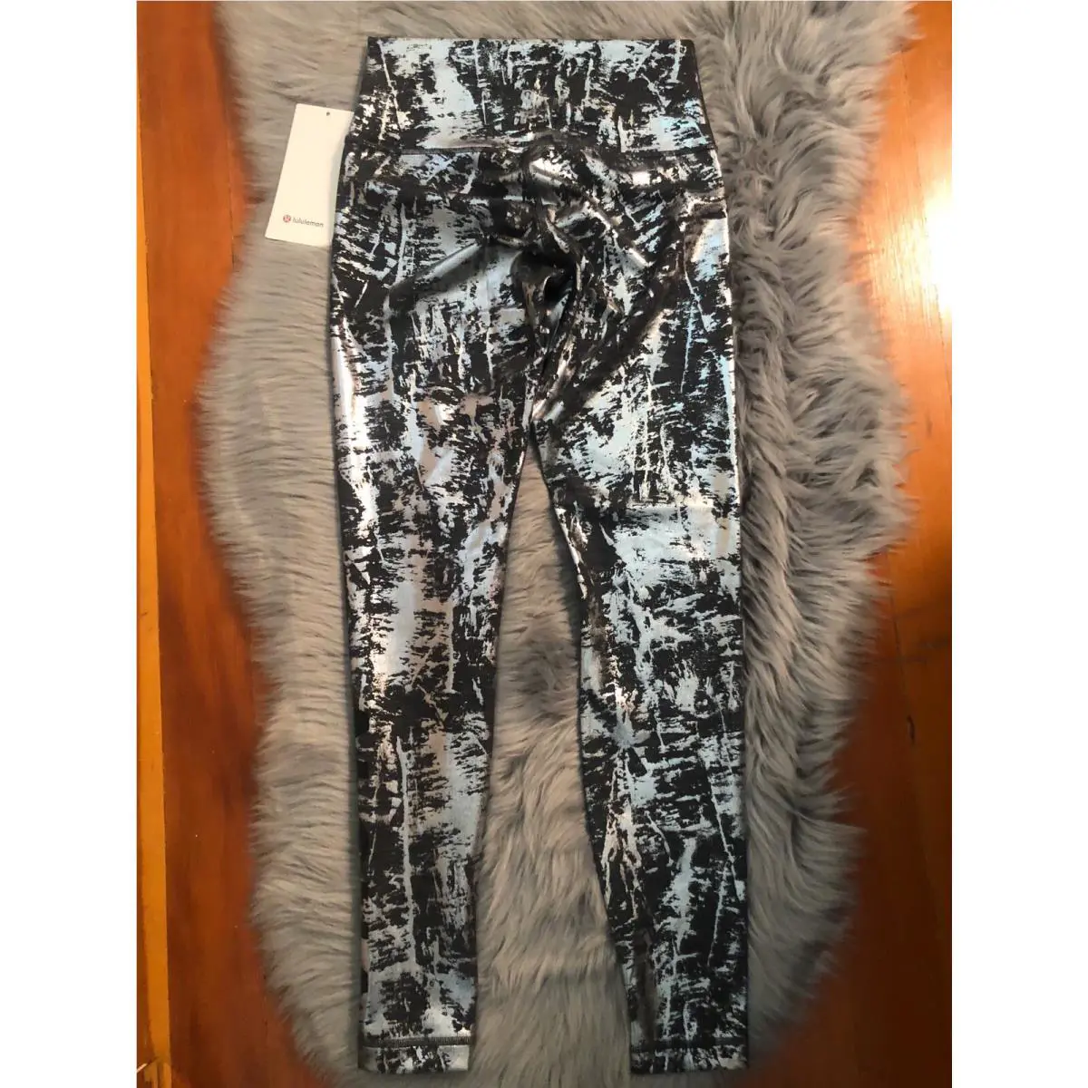 Lululemon clothing - Silver black, Manufacturer: Silver Black 2