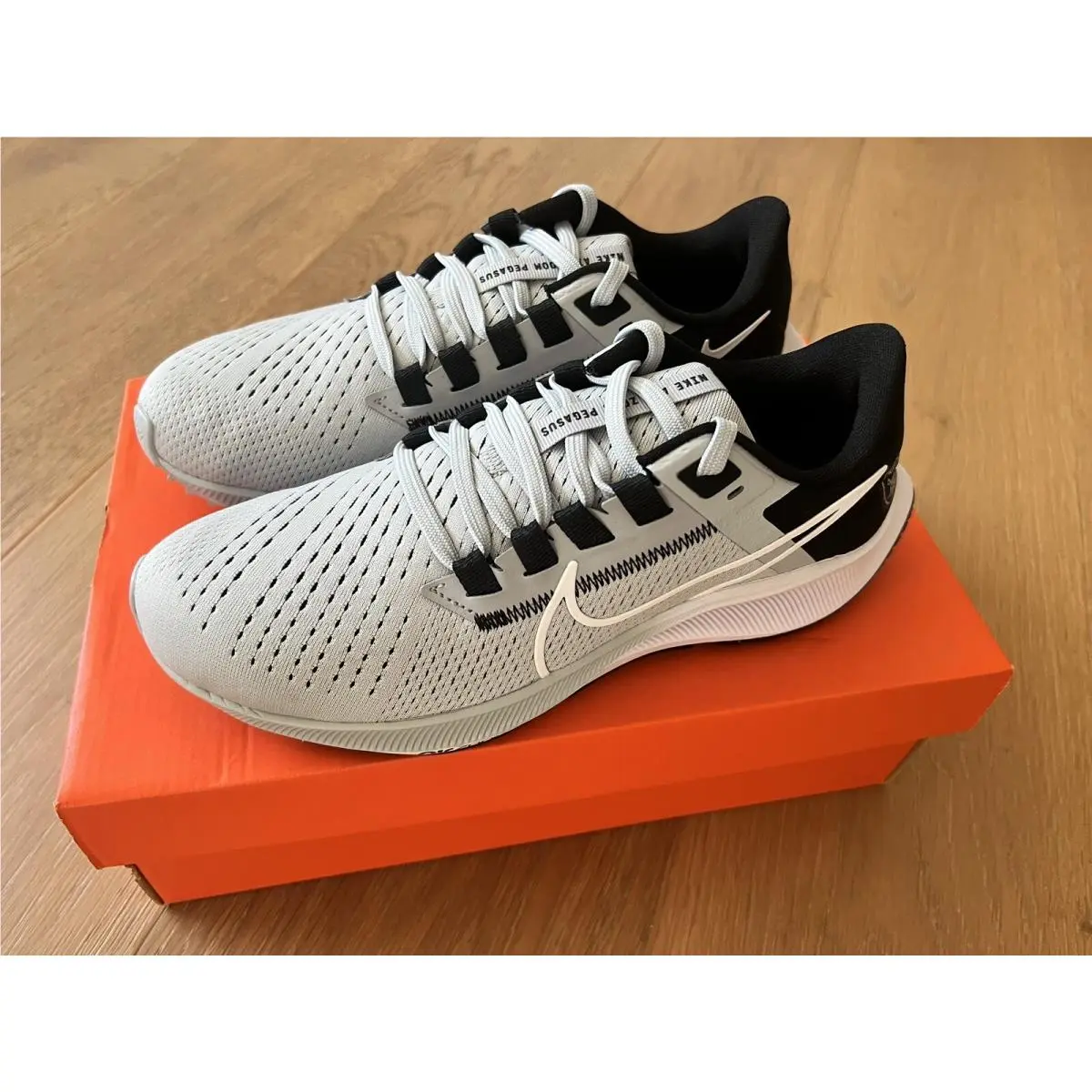 Size Men`s 6.5 W 8 - Nike Air Zoom Pegasus 38 Las Vegas Raiders Running Shoe
