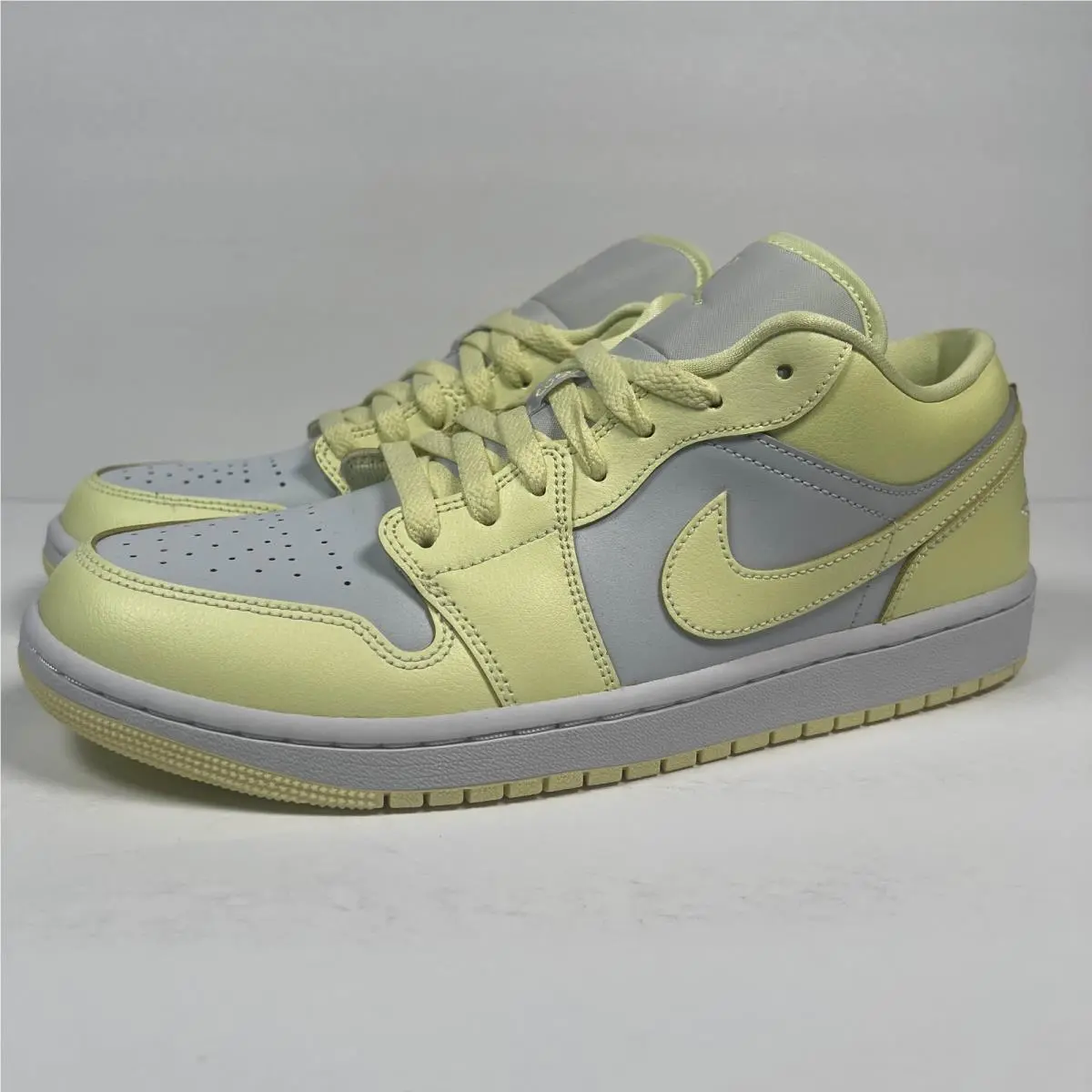 Nike shoes - Nike Air Jordan 1 - Air - DC0774-007 - White (UPC: 195869215662) 3