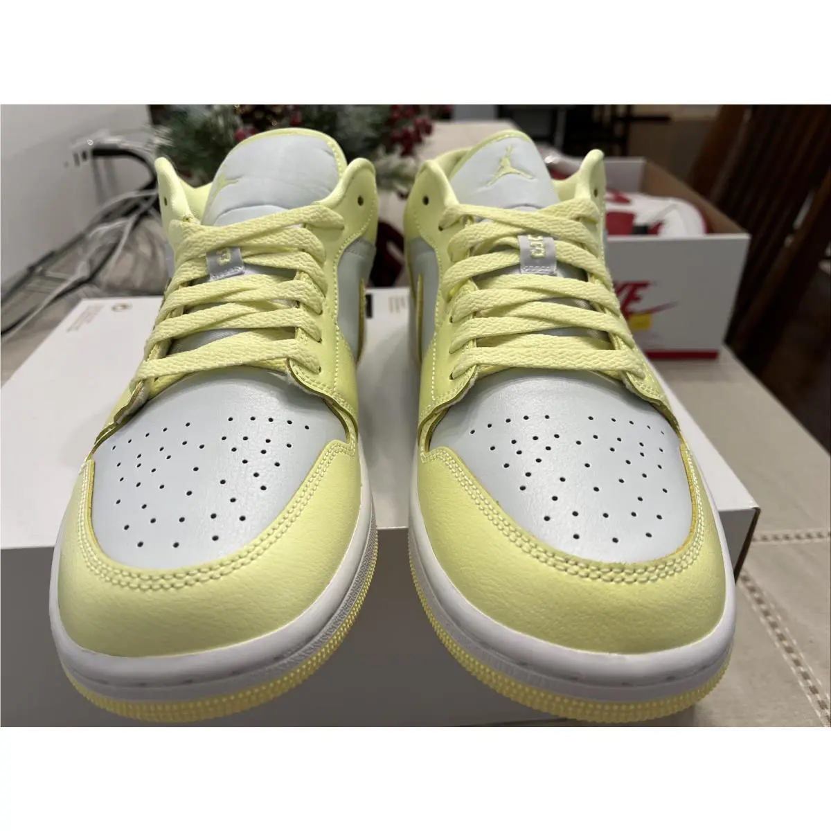 Nike shoes - Air Jordan 1 Low - Air Low - DC0774-007 - Lemonade 3