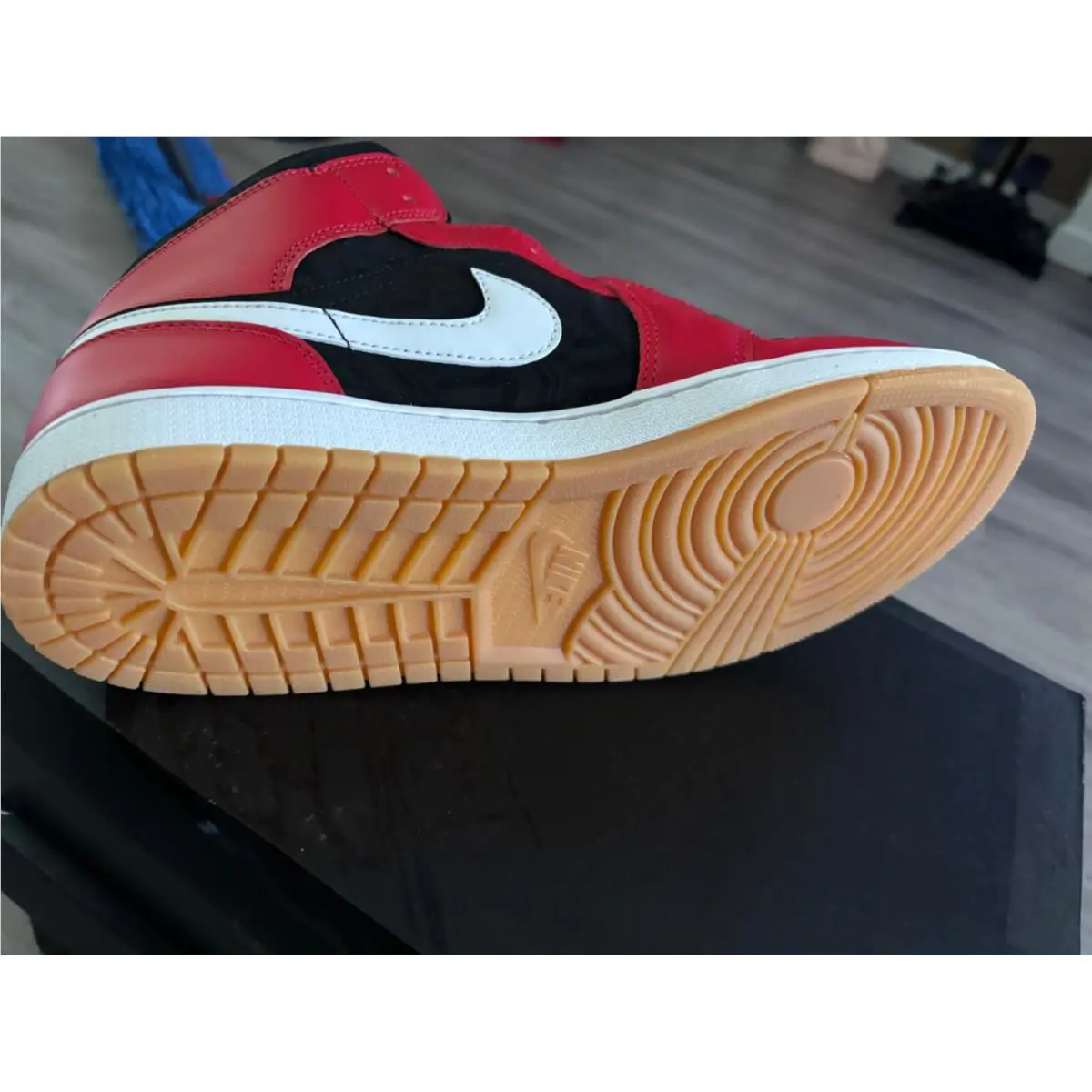 Nike shoes - Nike Air Jordan 1 - Air - DQ8417-006 - Red 2