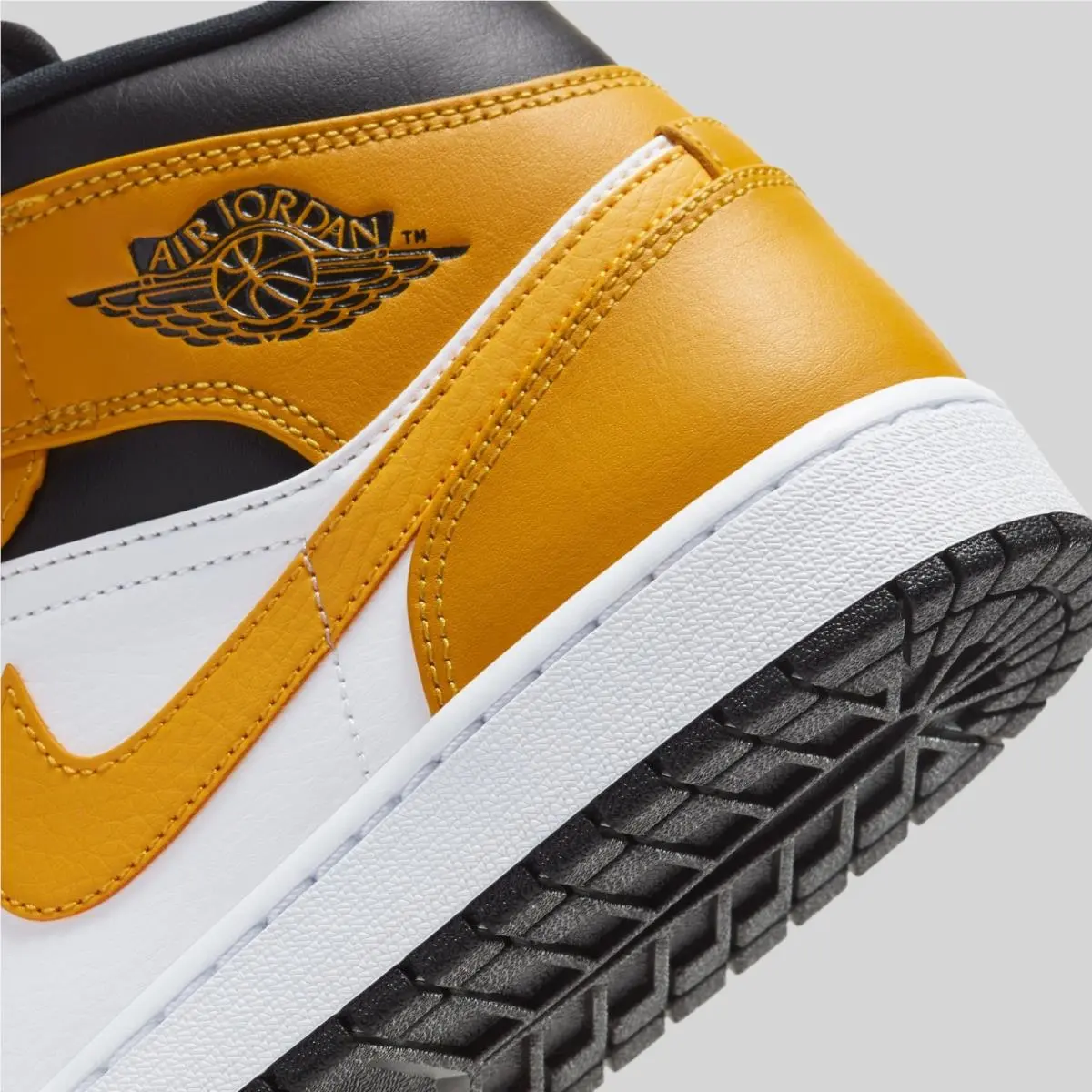 Nike shoes - Nike Air Jordan 1 - Air - 554724-170 - Yellow 6