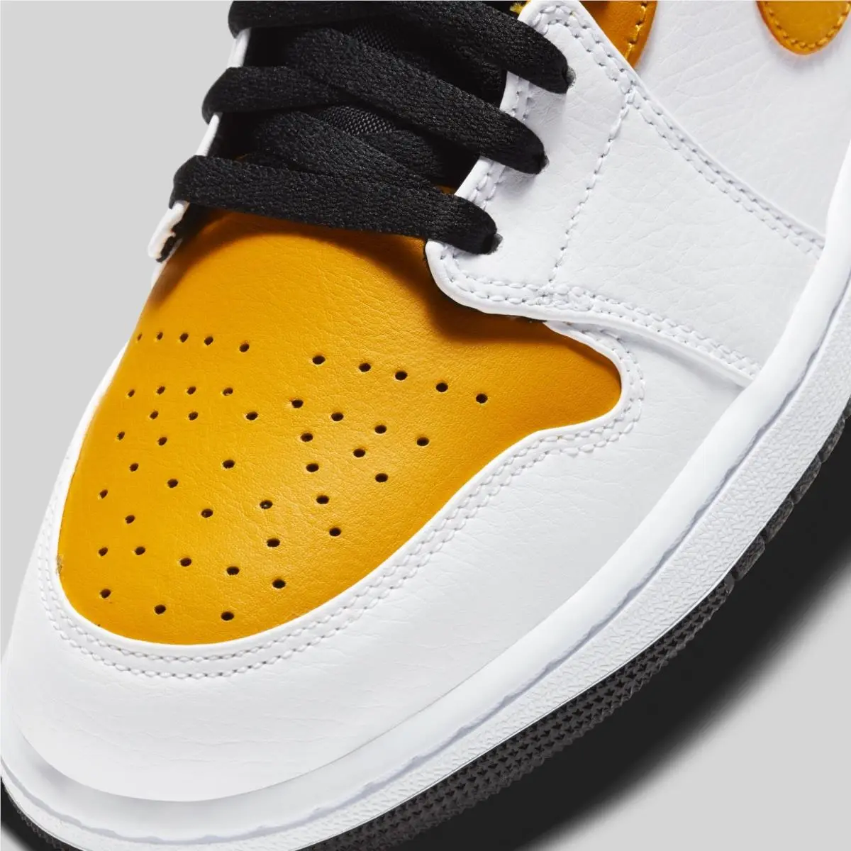 Nike shoes - Nike Air Jordan 1 - Air - 554724-170 - Yellow 5