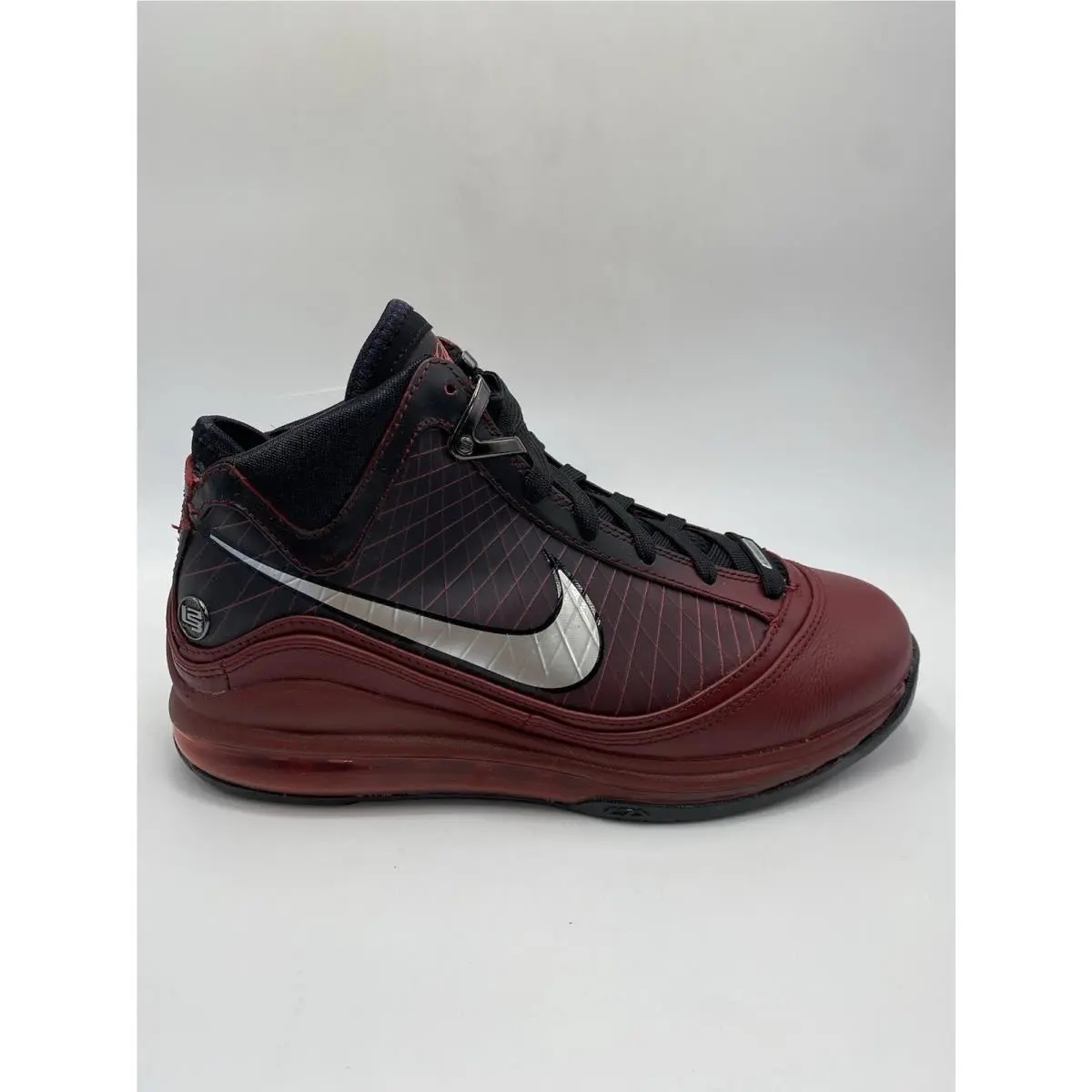 Nike shoes - Nike Air Max LeBron - Air Max LeBron - CU5133-600 - Red (UPC: 193655872396) 0