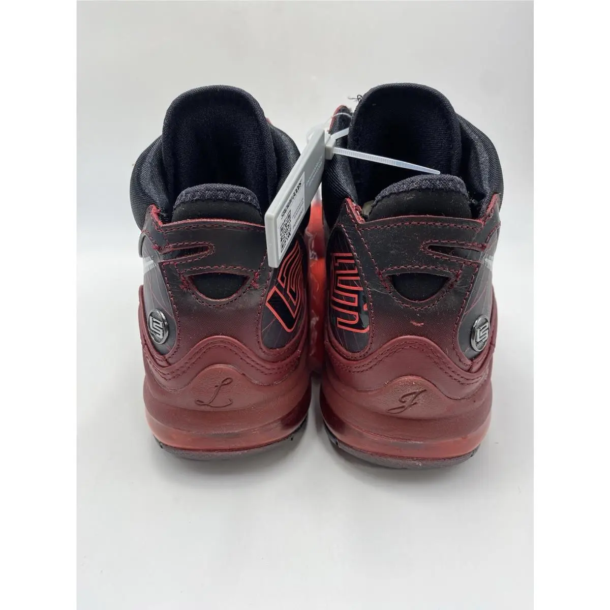 Nike shoes - Nike Air Max LeBron - Air Max LeBron - CU5133-600 - Red (UPC: 193655872396) 4
