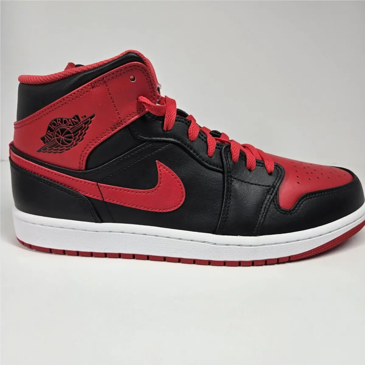 Nike shoes - Air Jordan 1 Mid - Air Mid - DQ8426-060 - Red 1