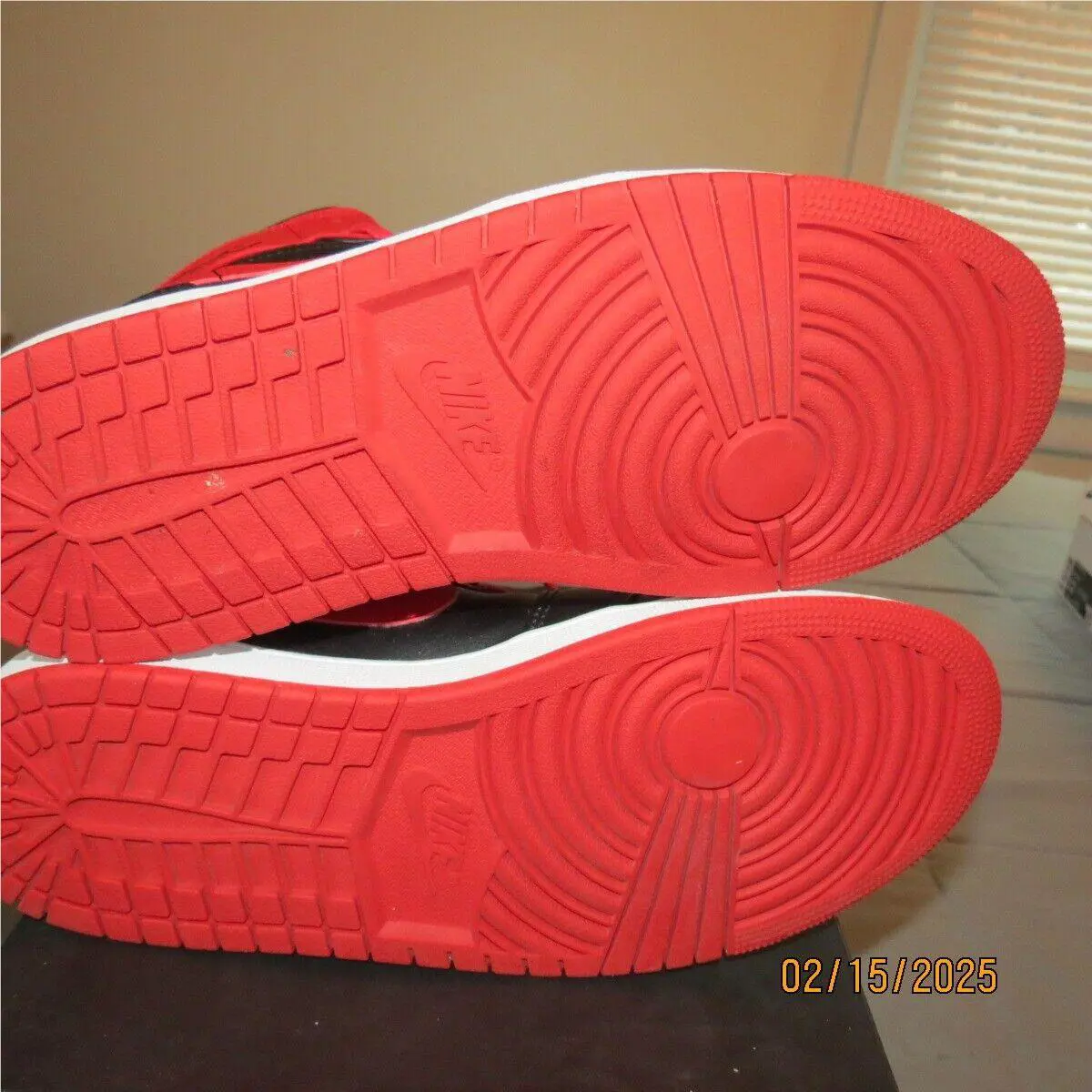 Nike shoes - Air Jordan 1 Mid - Air Mid - DQ8426-060 - Red 4