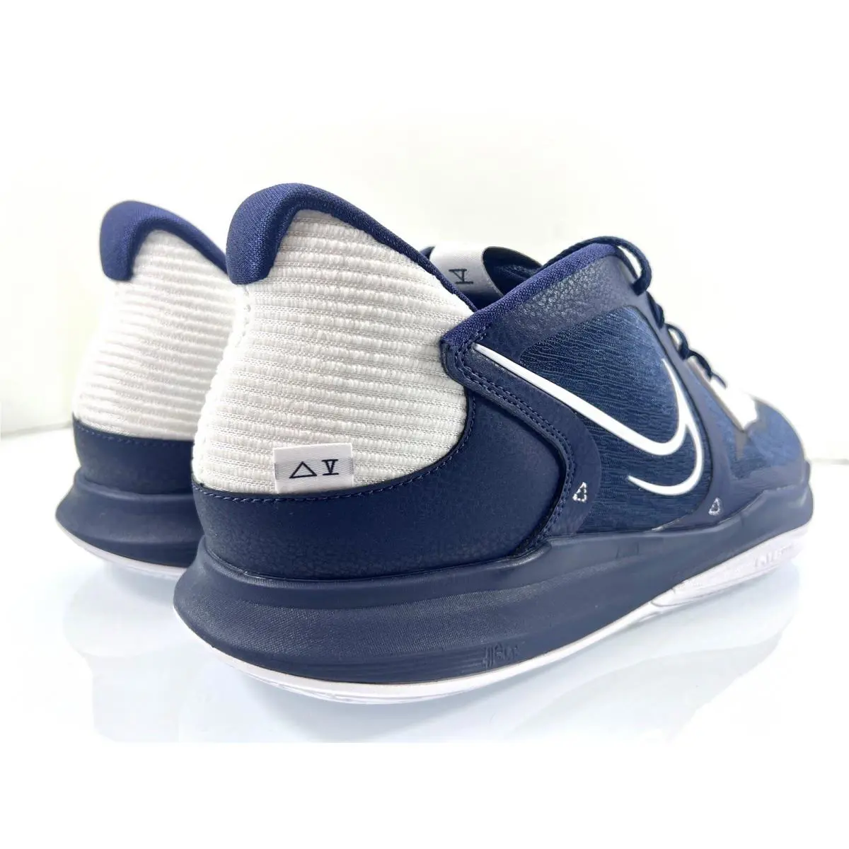Nike shoes - Kyrie Low 5 - Kyrie Low - DO9617-400 - Blue 4