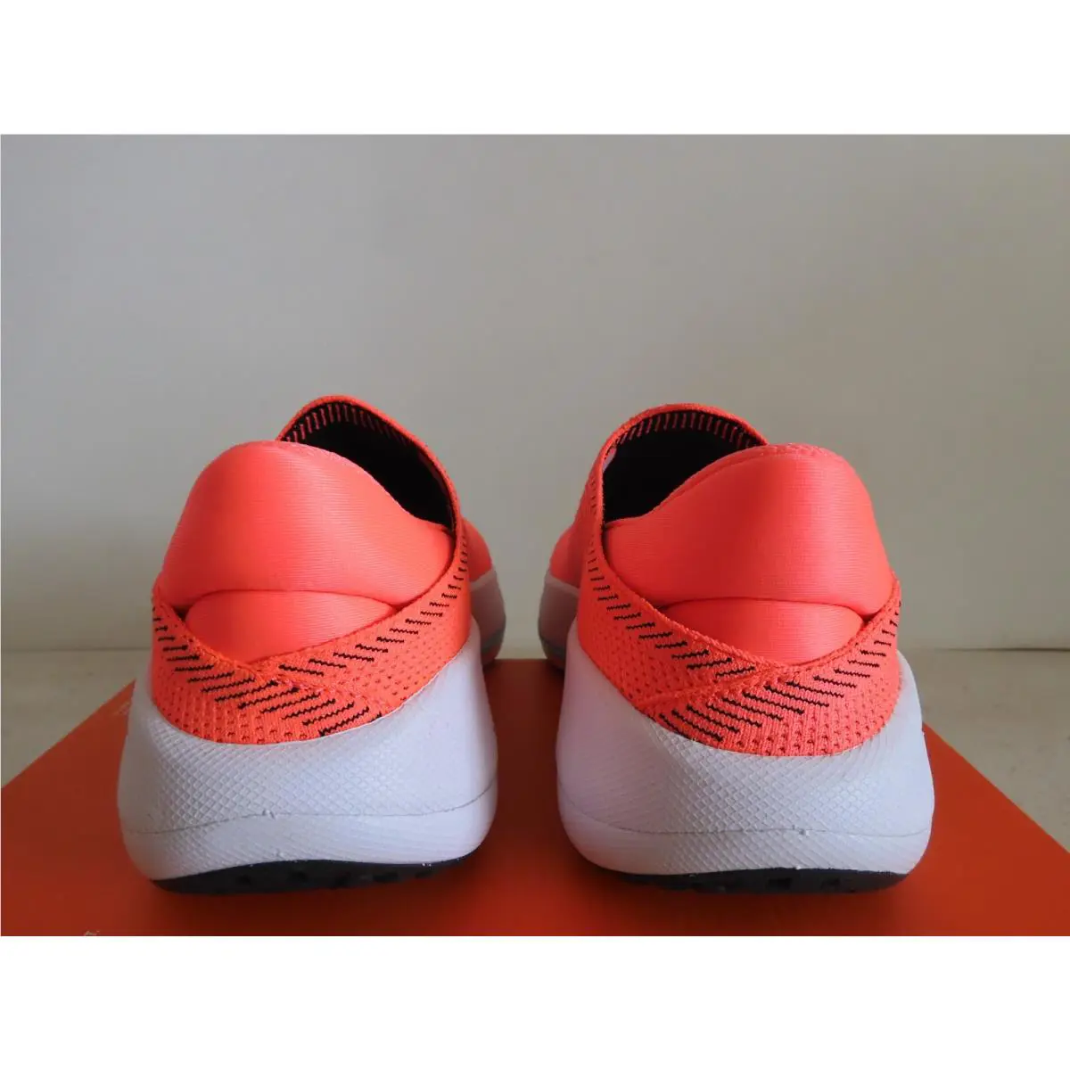 Nike shoes - Nike Reina Easyon - Reina Easyon - Fn0345-001 - Red (UPC: 197596834246) 2
