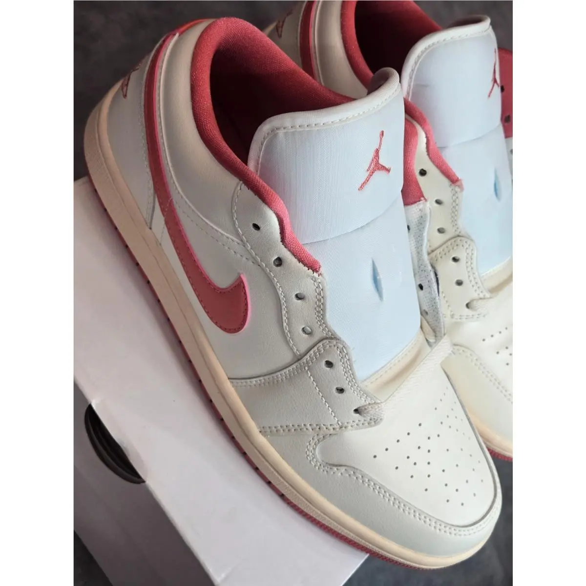 Nike shoes - Nike Air Jordan 1 Low - DC0774-109 - Pink 4