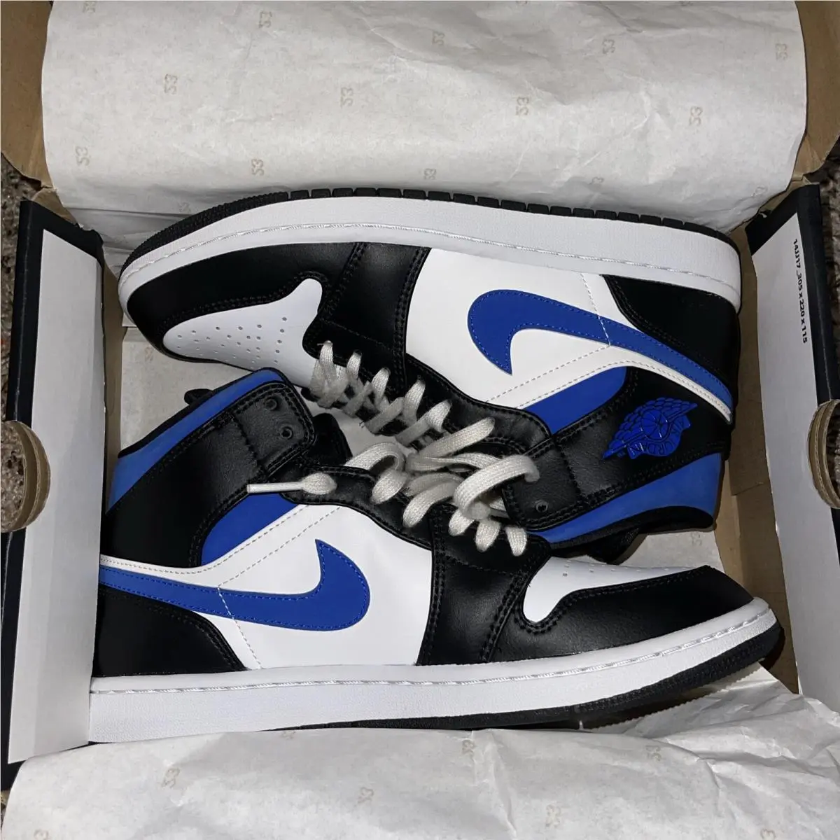 Nike shoes - Air Jordan 1 - Air - 554724-140 - Blue 4